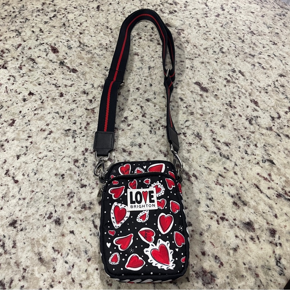 NWOT Brighton Hearts A Flutter Utility Bag Black Red Heart Pattern Crossbody New - Picture 3 of 11